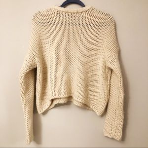 Brandy Melville Sweaters - Brandy Melville Cropped Sweater Brandy Melville Sweaters - Brandy Melville Cropped Sweater